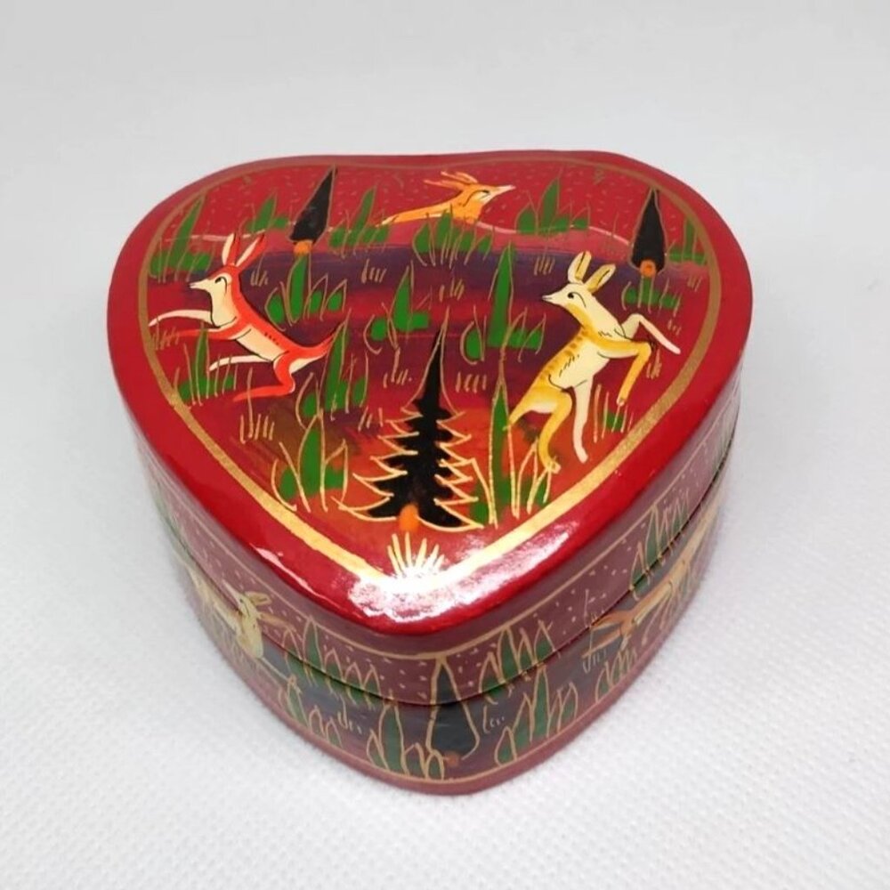 Kashmiri India Hand Painted Laquered Heart Shaped Trinket Box Red Deer Wooden